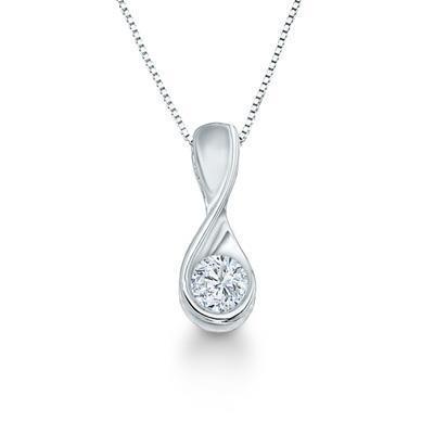 0.75 Carats Round Shape Diamond Ladies Necklace Pendant White Gold 14K