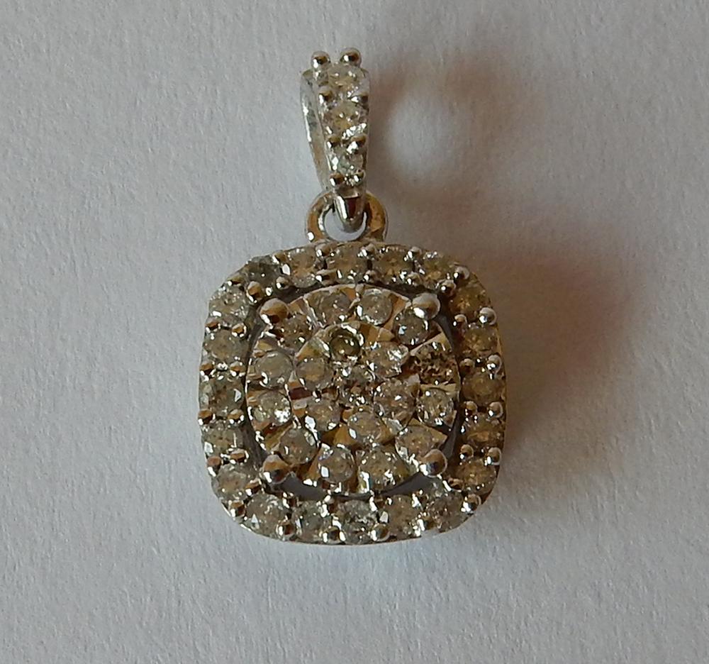 14K Diamond Pendant White Gold 14K 0.75 carats